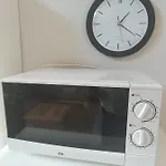 Apartment In 56 Qm Check-in,free Parking, Wifi , Tv, Full Kitchen
