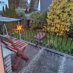 Apartment In 56 Qm Check-in,free Parking, Wifi , Tv, Full Kitchen *