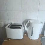 In 56 Qm Check-in,free Parking, Wifi , Tv, Full Kitchen * Hannover