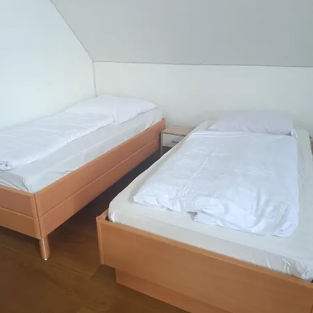 In 56 Qm Apartment, 24 H Check-in,free Parking *