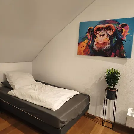 In Villa 60 Qm Apartment Max 4 Per, 24 Std Check-In,Free Parking, Wifi , Tv, Hannover